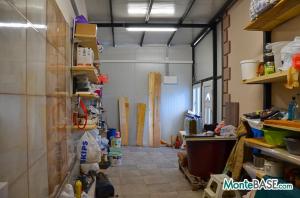 Dom sa placem u Baru NA01172_9.jpg