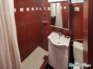 Kuća u Luštici druga linija od mora NA01288_12.JPG