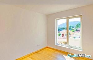 Luxury apartments on the first line in Rafailovici NA01326_7.jpg