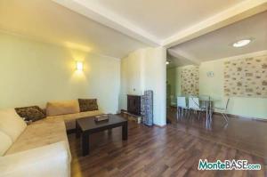 House in Bar with a spacious plot Belisi district NA01405_2.jpg
