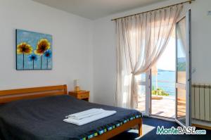 Villa with a swimming pool in Dobra Voda on the first line NA01484_10.jpg