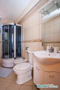 Villa with a swimming pool in Dobra Voda on the first line NA01484_14.jpg