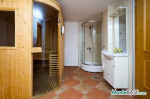 Villa with a swimming pool in Dobra Voda on the first line NA01484_6.jpg