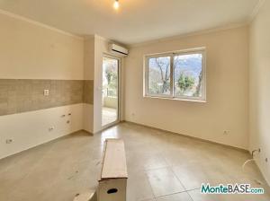 Studio for sale in Sutomore MB054134_1.JPG