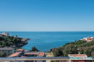 Penthouse in Kunje with panoramic views to the beach 70 meters NA01561_14.jpg