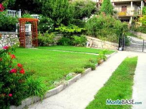 Sale of a legalized house with a swimming pool in Sutomore PR01245_5.jpg