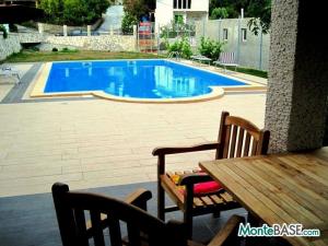 Sale of a legalized house with a swimming pool in Sutomore PR01245_6.jpg