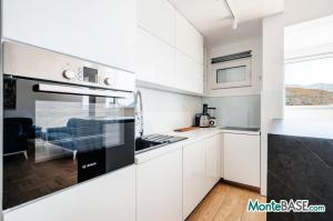Three bedroom apartment in Budva PR01262_4.jpg