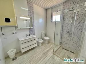 Пентхаус на первой линии со своим выходом к морю PR01263_8.JPG
