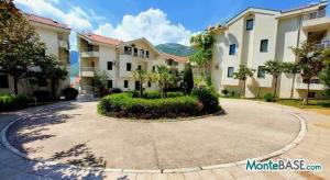 Duplex apartment in Risan PR01304_1.jpg