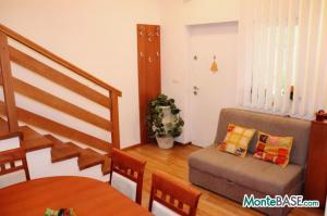 Duplex apartment in Risan PR01304_5.jpg