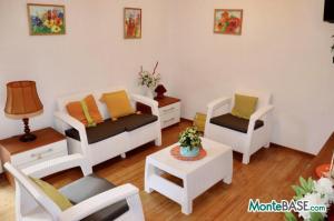 Duplex apartment in Risan PR01304_6.jpg