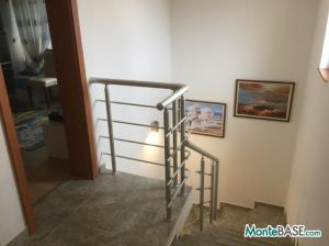 Трехуровневая квартира с земельным участком в Баре PR01352_14.JPG