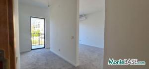Apartment overlooking the bay in a residential complex (Dobrota, Kotor) PR01395_8.jpg