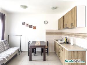 Sale of a villa in Tivat with 9 apartments for a hotel PR01398_6.jpg