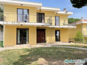 House in Bar legalized 600m from the sea PR01483_18.jpg