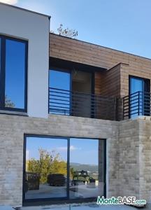 New townhouse with sea view with modern architecture and design PR01498_1.jpg