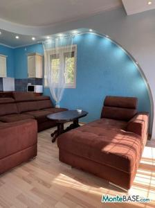 Legalized house by the sea with a plot of land PR01509_4.jpg