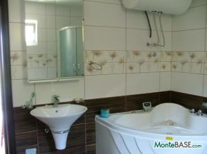 Просторная квартира с видом на море в Радованичи, Херцег-Нови PR01510_6.jpg