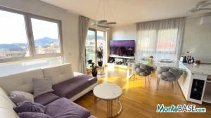 Penthouse with sea view in Becici PR01527_1.jpg