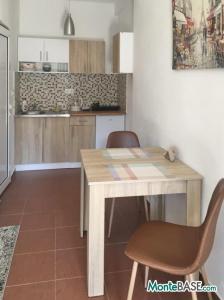 House in Bar Zeleni Pojas with 2 apartments PR01538_12.jpg