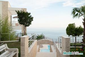 Wedding villa in Montenegro PR01560__13.jpg
