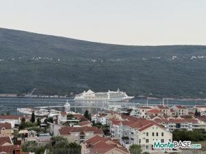 New apartment with panoramic views of Porto Novi and the Bay of Kotor in Djenovici PR01563_13.jpg