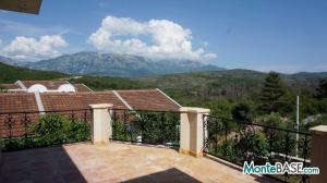 Legalized villa near Lustica Bay PR01569_12.jpg