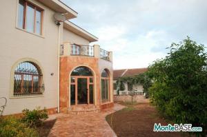 Legalizovana vila u blizini Lustica Bay PR01569_24.JPG