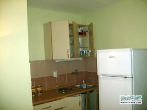 Новый дом Бар - Добрые воды 3 этажа 6 апартаментов bar00044_9.jpg