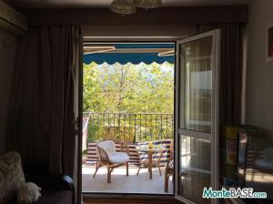 Apartment in Montenegro in the heart of the resort town of Bar AS01151_10.jpg