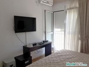 Apartment in Montenegro in the heart of the resort town of Bar AS01151_12.jpg
