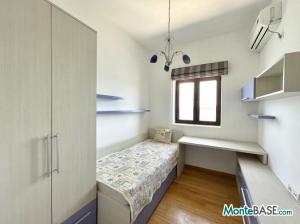 Kuća u Crnoj Gori sa svojom plažom na Kotorskom zalivu AS01434_14.JPG