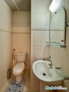 Apartment on Sveti Stefan - three bedrooms with sea views AS01485_20.JPG